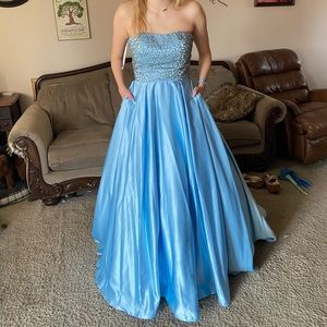 NWT Sherri Hill Prom Dress